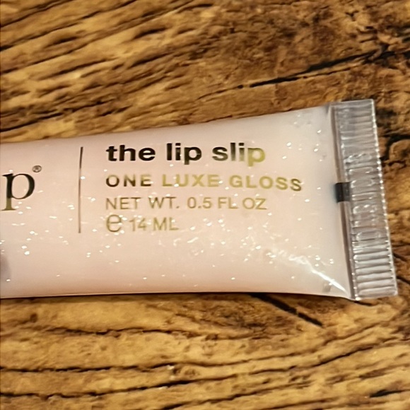 Sarah Happ Lip Slip & Pouch(New) - Picture 5 of 6